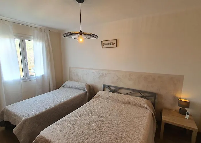Piovanacce - T3 Avec Pisicne Privee 10min De Saint-florent Apartman